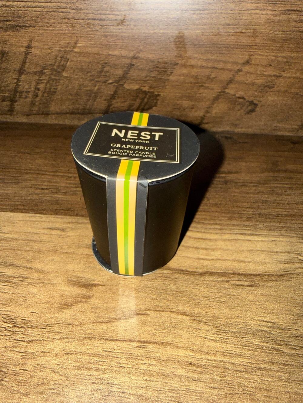 NEST New York Grapefruit Scented Candle Mini Travel Size (0.95 oz / 27 g)